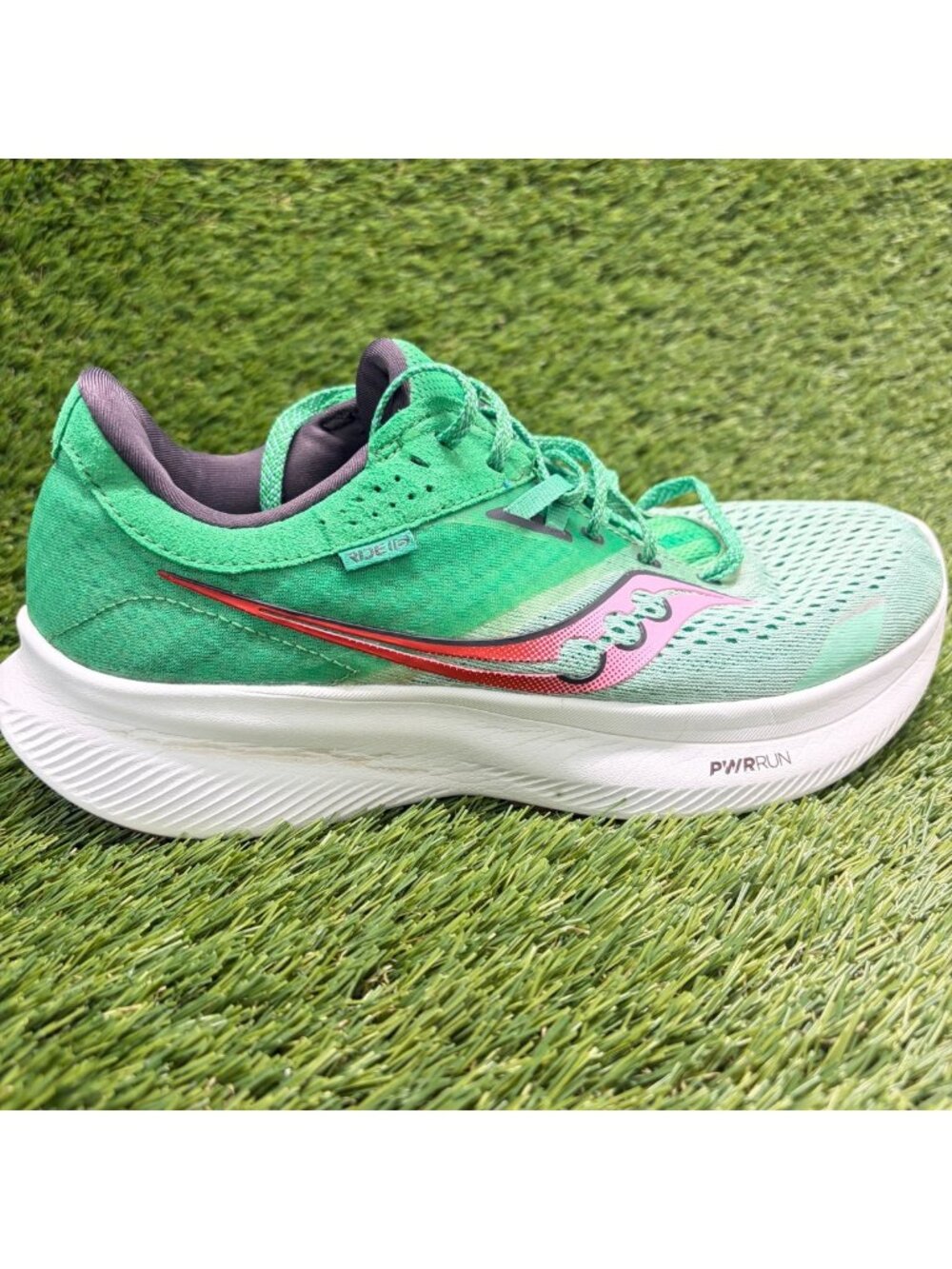 Saucony Ride 16 Womens Size 8 Green White Red Athletic Running Shoes Sneakers